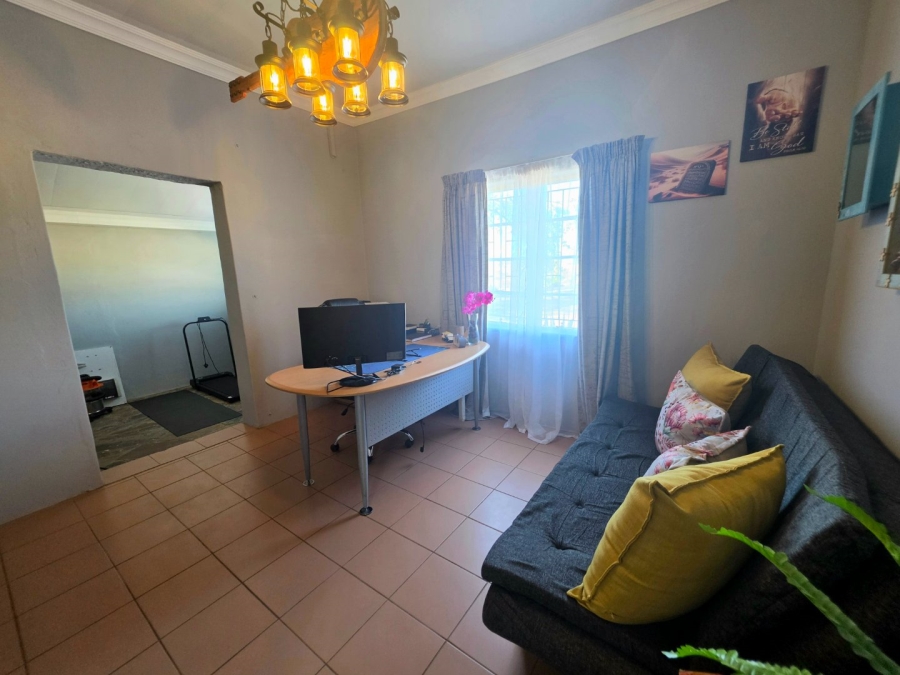 3 Bedroom Property for Sale in Upington Rural Northern Cape
